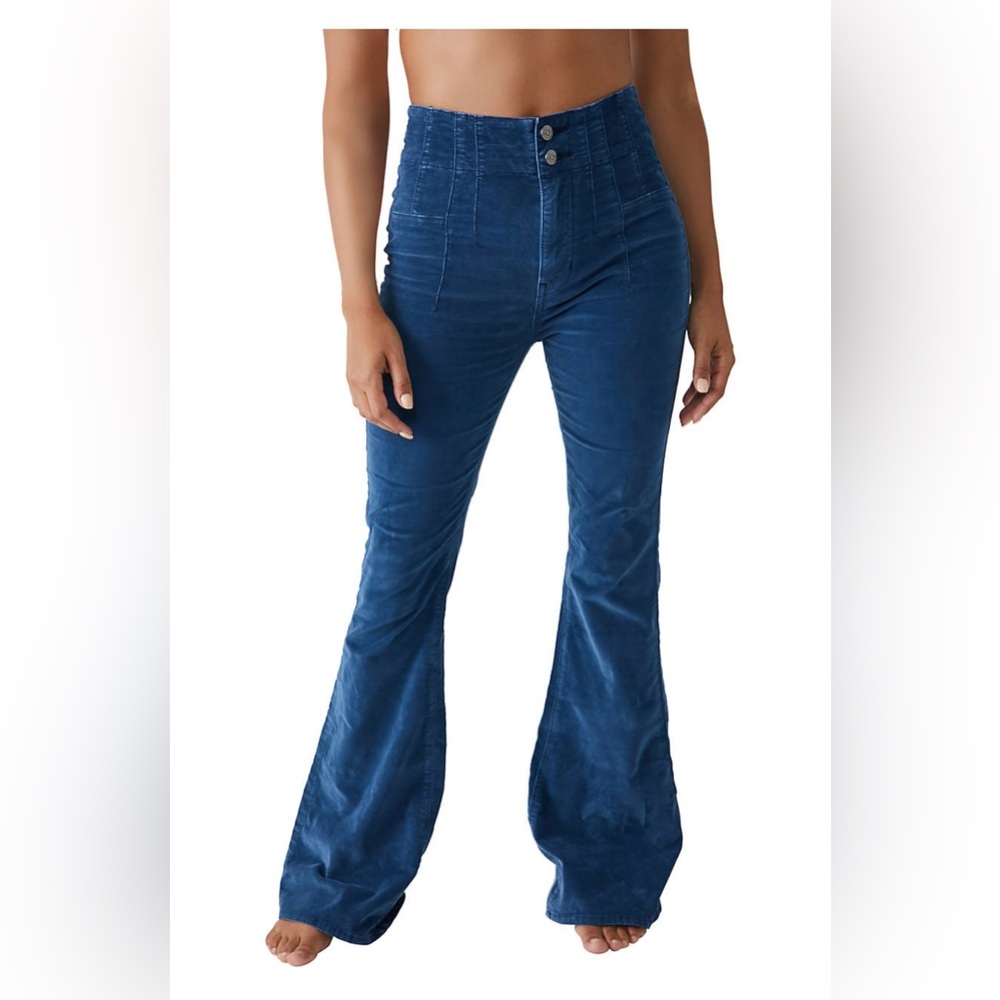 Women's Jayde Corduroy Flare-Leg Pants